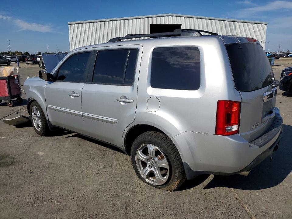 Photo 2 from auction – 2013 HONDA PILOT with VIN 5FNYF4H57DB006846