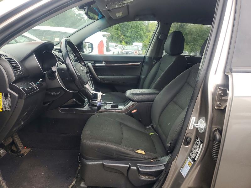 Photo 7 from auction – 2015 KIA SORENTO with VIN 5XYKT4A63FG658814