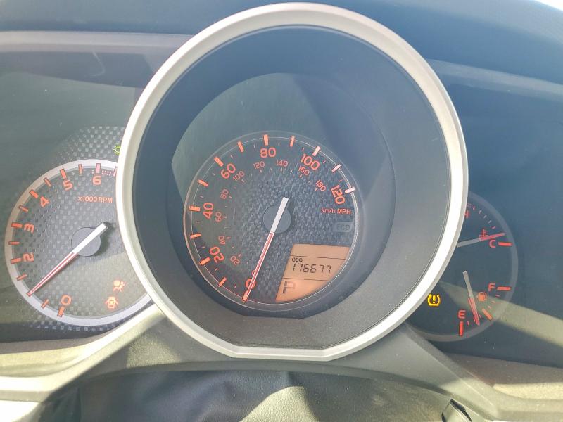 Снимка 9 от търг – 2011 TOYOTA 4RUNNER с VIN JTEBU5JR2B5056269