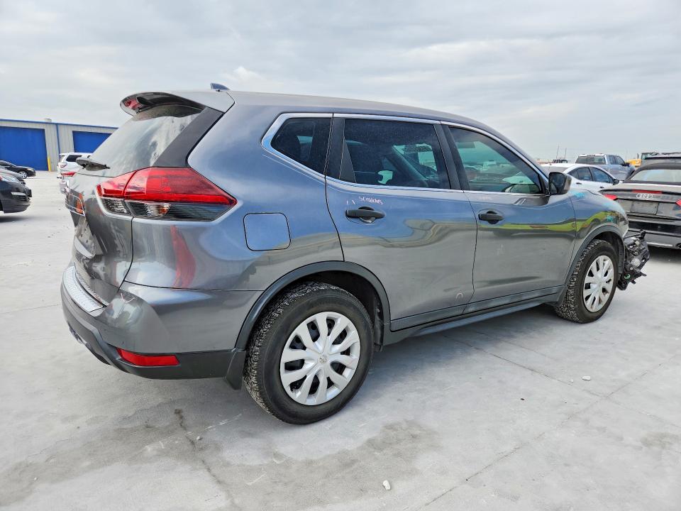 Photo 3 from auction – 2018 NISSAN ROGUE with VIN 5N1AT2MT1JC769596