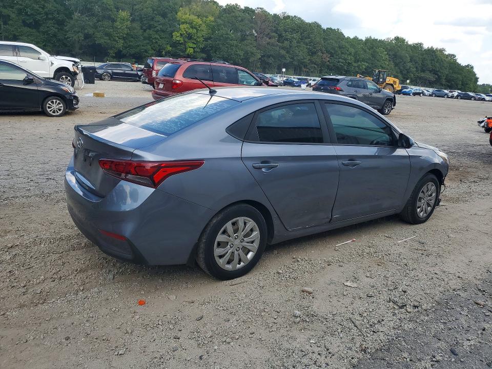 Снимка 3 от търг – 2018 HYUNDAI ACCENT с VIN 3KPC24A34JE022471