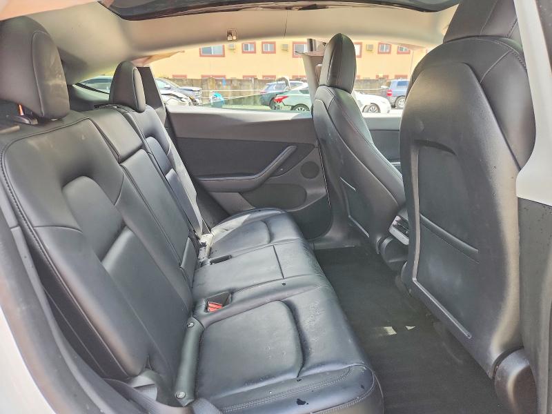 Foto 10 de la subasta – 2022 TESLA MODEL Y con VIN 7SAYGDEE5NF356840