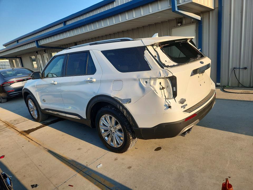 Photo 2 from auction – 2022 FORD EXPLORER with VIN 1FM5K8LC3NGC05472