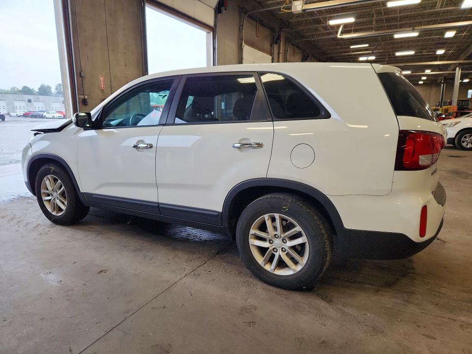Photo 2 from auction – 2014 KIA SORENTO with VIN 5XYKT3A6XEG482966