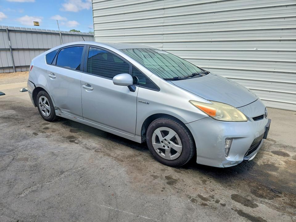 Photo 4 from auction – 2012 TOYOTA PRIUS with VIN JTDKN3DUXC5423815