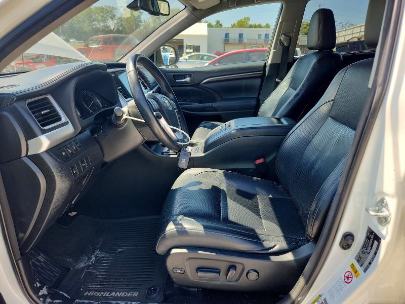 Снимка 7 от търг – 2015 TOYOTA HIGHLANDER с VIN 5TDDKRFH5FS169885