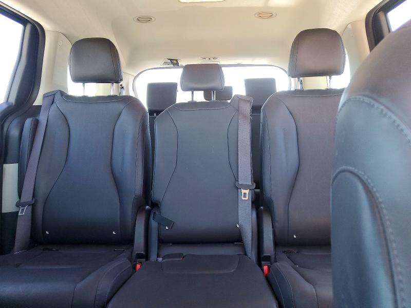 Photo 10 from auction – 2024 KIA CARNIVAL with VIN KNDNB4H39R6450813