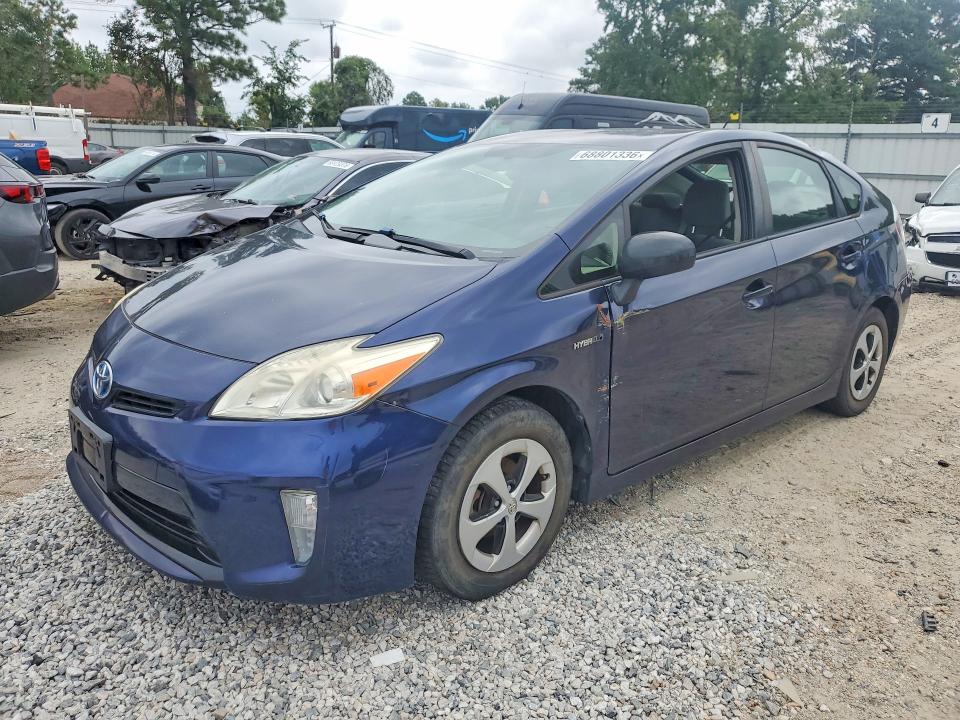 2015 TOYOTA PRIUS - Търг №68801336