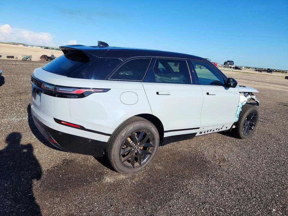 Photo 3 from auction – 2026 LAND ROVER RANGE ROVER VELAR with VIN SALYL2EX4TA831052