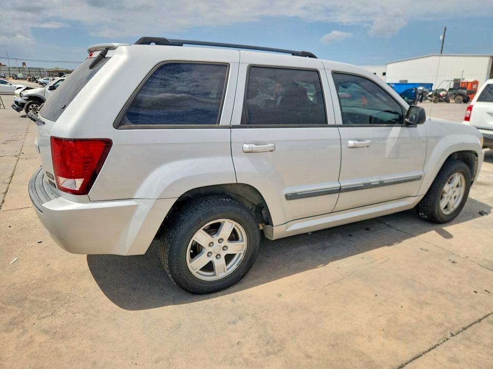 Photo 3 from auction – 2007 JEEP GRAND CHEROKEE with VIN 1J8HS48PX7C549924