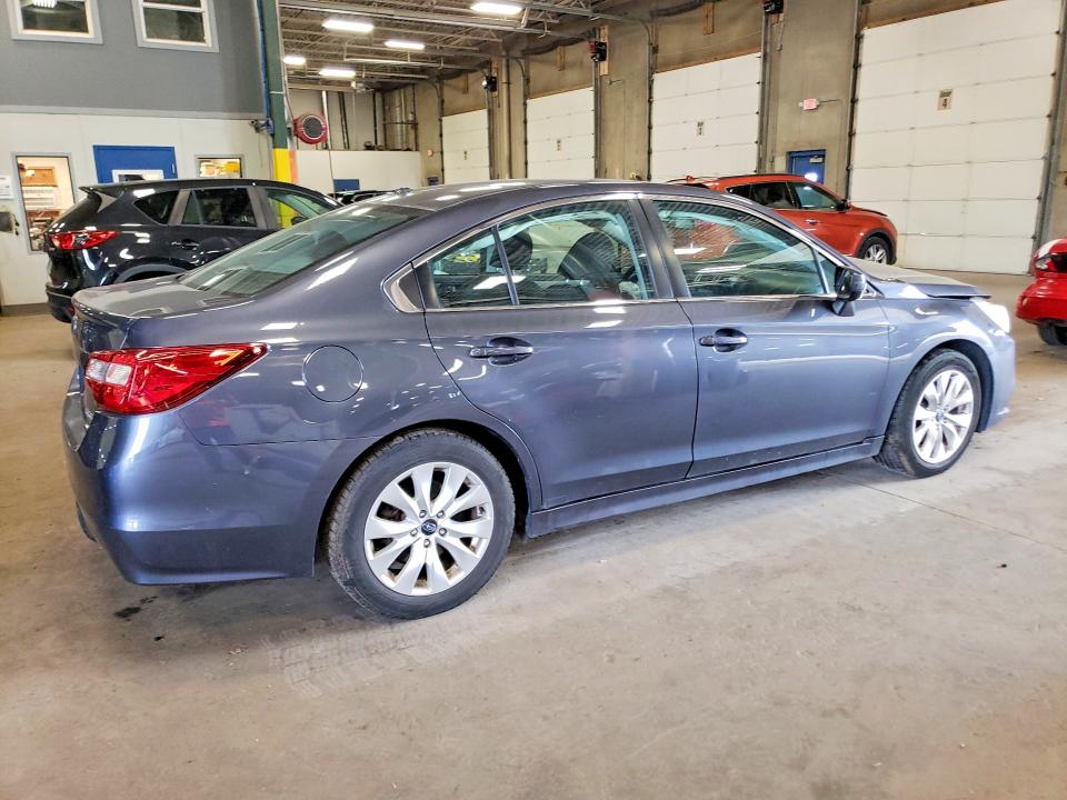 صورة رقم 3 من المزاد - 2015 SUBARU LEGACY مع VIN 4S3BNBC62F3055126