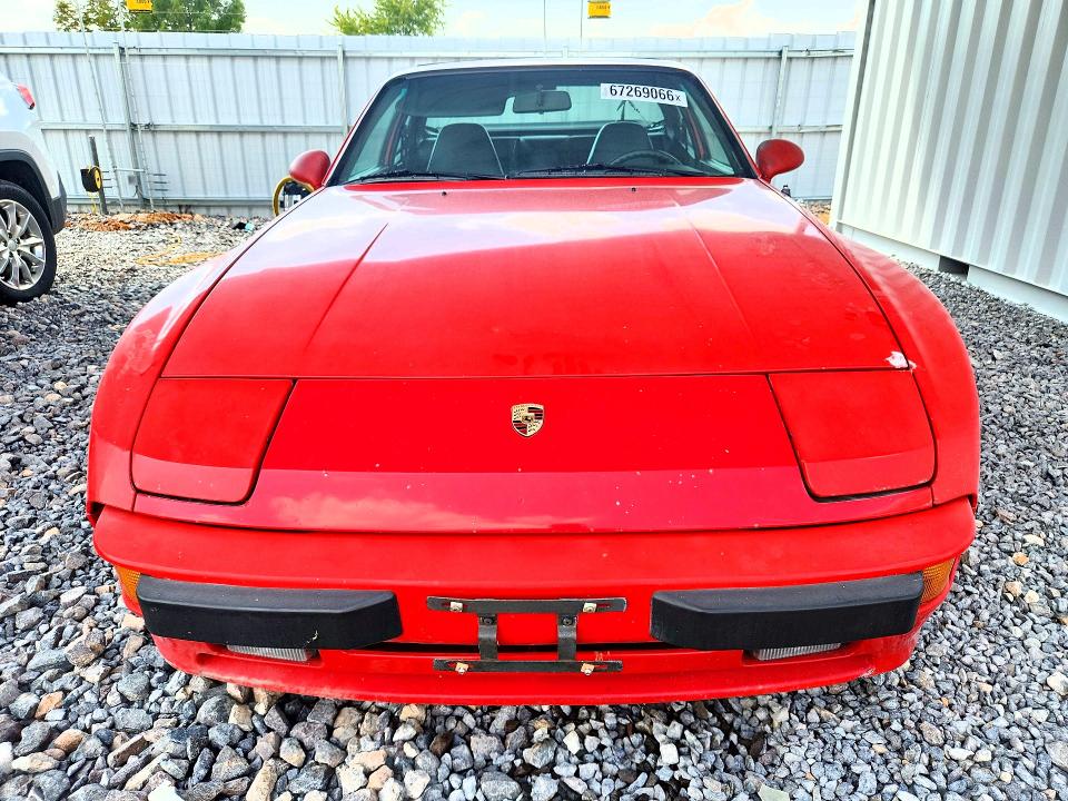 Photo 5 from auction – 1984 PORSCHE 944 with VIN WP0AA0940EN460079