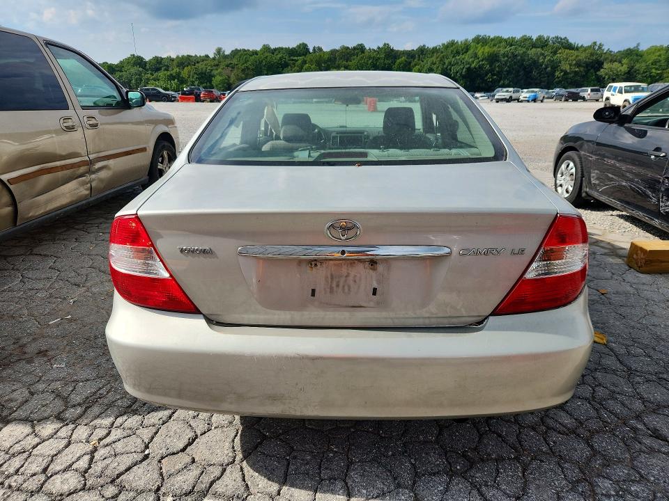 Photo 6 from auction – 2004 TOYOTA CAMRY with VIN 4T1BE30K24U295089