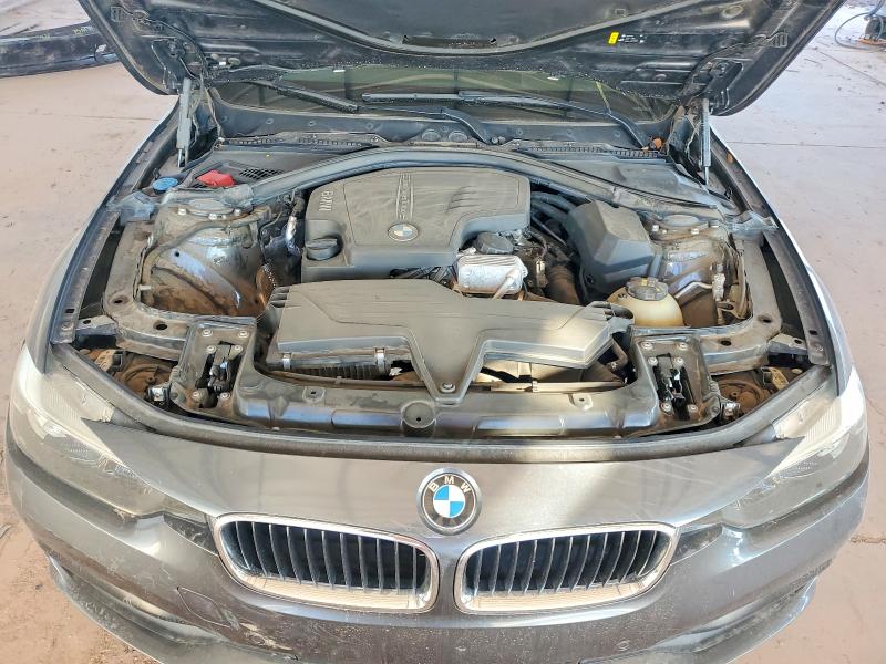 Zdjęcie 11 z aukcji – 2017 BMW 320 z VIN WBA8E1G39HNU17736