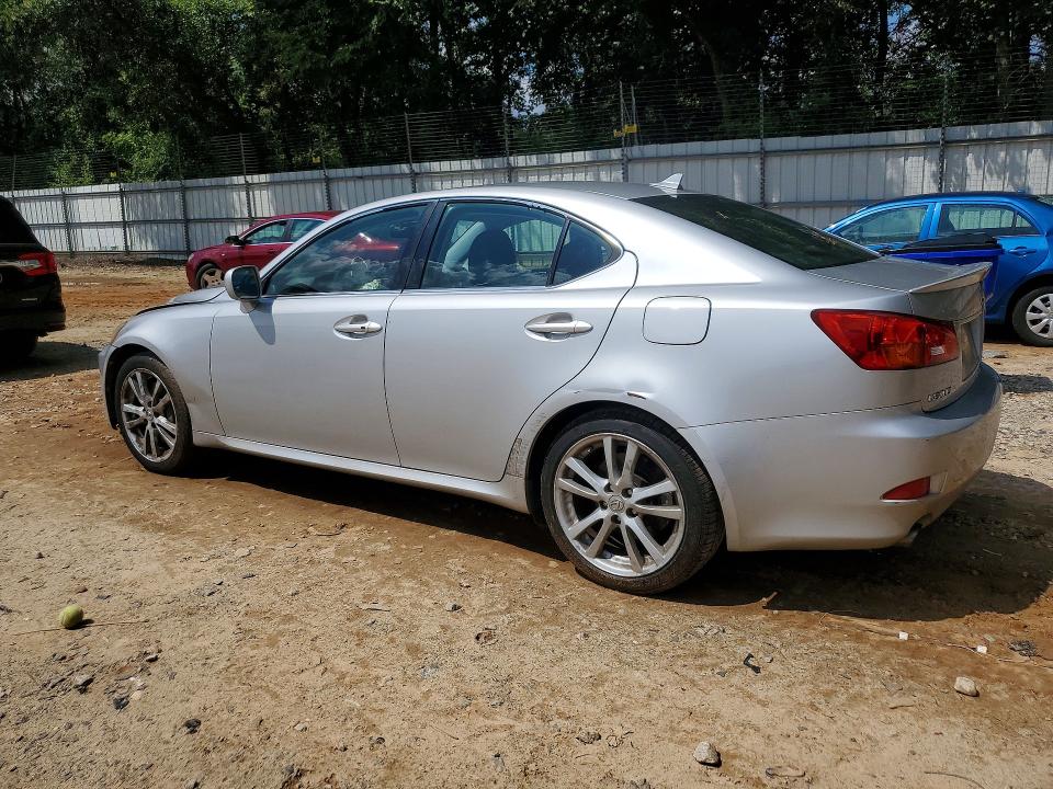 Photo 2 from auction – 2007 LEXUS IS with VIN JTHBE262972012756