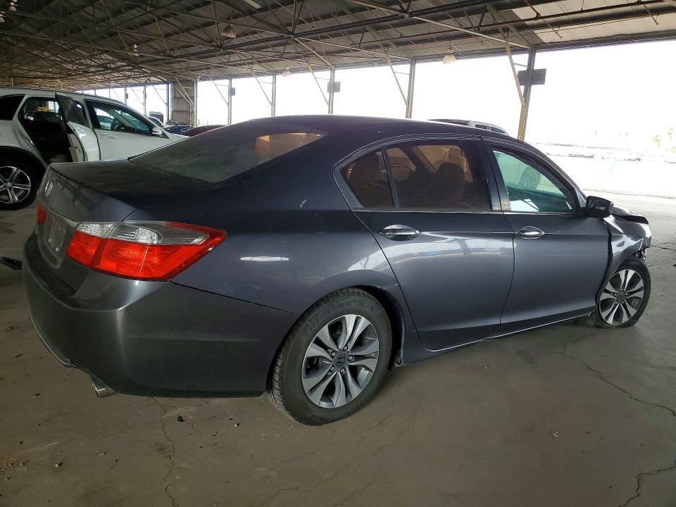 Photo 3 from auction – 2014 HONDA ACCORD with VIN 1HGCR2F37EA188082