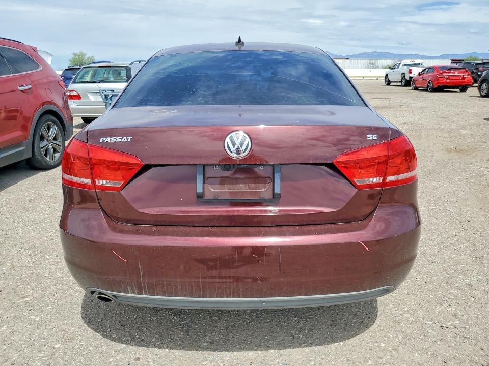 Photo 6 from auction – 2012 VOLKSWAGEN PASSAT with VIN 1VWBP7A35CC085682