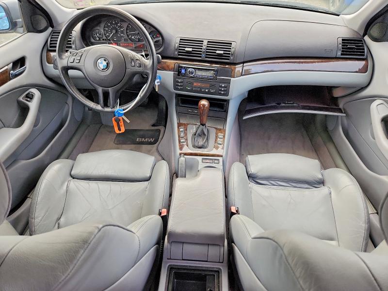 Zdjęcie 8 z aukcji – 2003 BMW 325 z VIN WBAEP33433PF02174