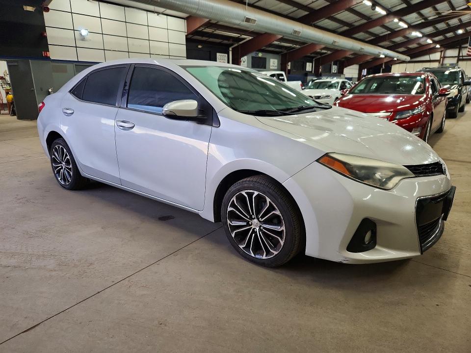 Photo 4 from auction – 2014 TOYOTA COROLLA with VIN 2T1BURHE0EC007383