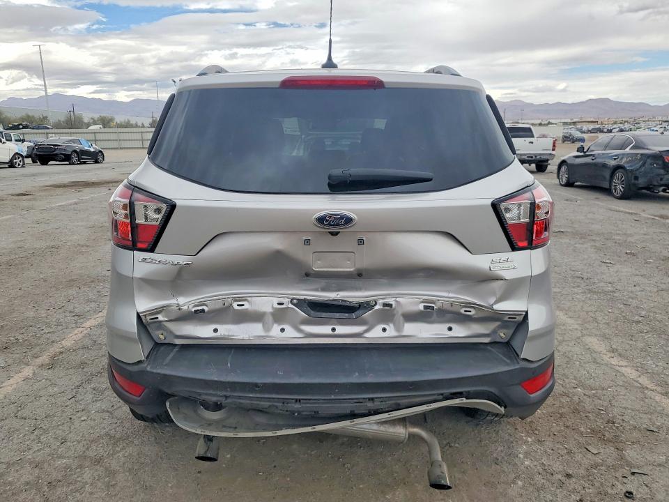 Photo 6 from auction – 2018 FORD ESCAPE with VIN 1FMCU0HD5JUD37505