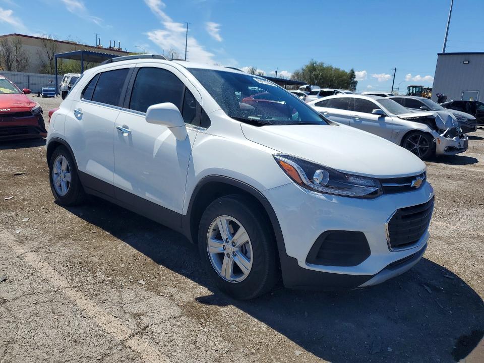 Photo 4 from auction – 2019 CHEVROLET TRAX with VIN KL7CJLSB0KB895603