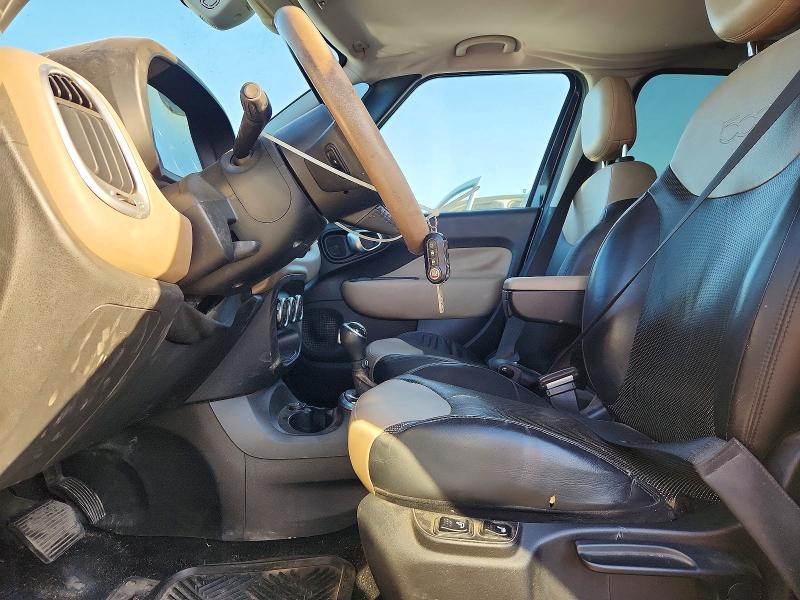 Фото 7 с аукциона – 2014 FIAT 500L с VIN ZFBCFACH5EZ004134