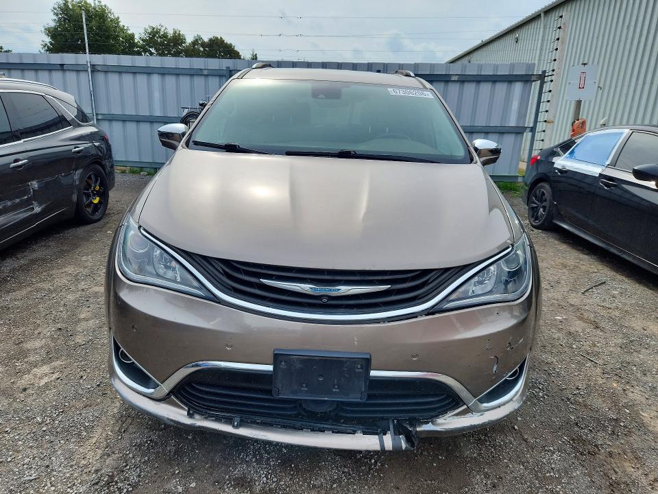 Photo 5 from auction – 2018 CHRYSLER PACIFICA with VIN 2C4RC1N74JR152560