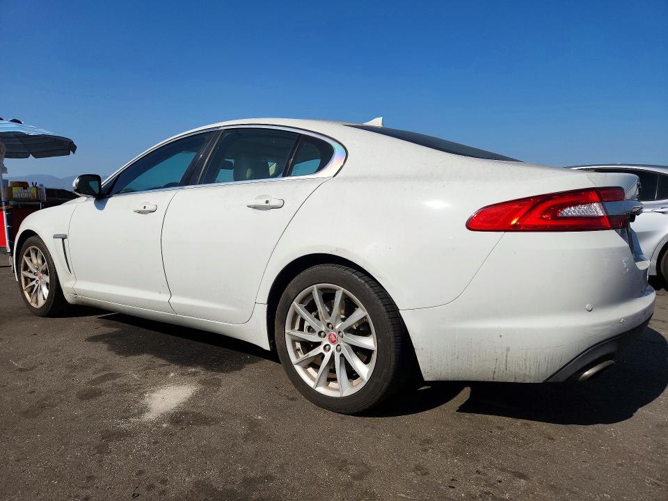 Foto 2 de la subasta – 2015 JAGUAR XF con VIN SAJWA0FS7FPU87652