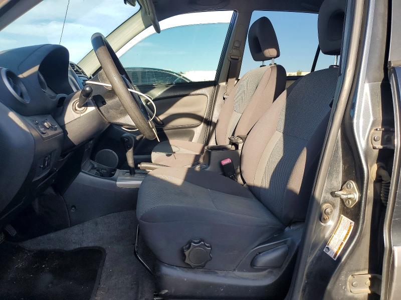 Photo 7 from auction – 2004 TOYOTA RAV4 with VIN JTEGD20V740030821