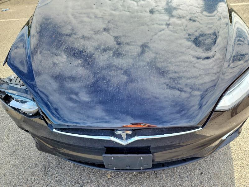 صورة رقم 12 من المزاد - 2018 TESLA MODEL X مع VIN 5YJXCDE2XJF112251