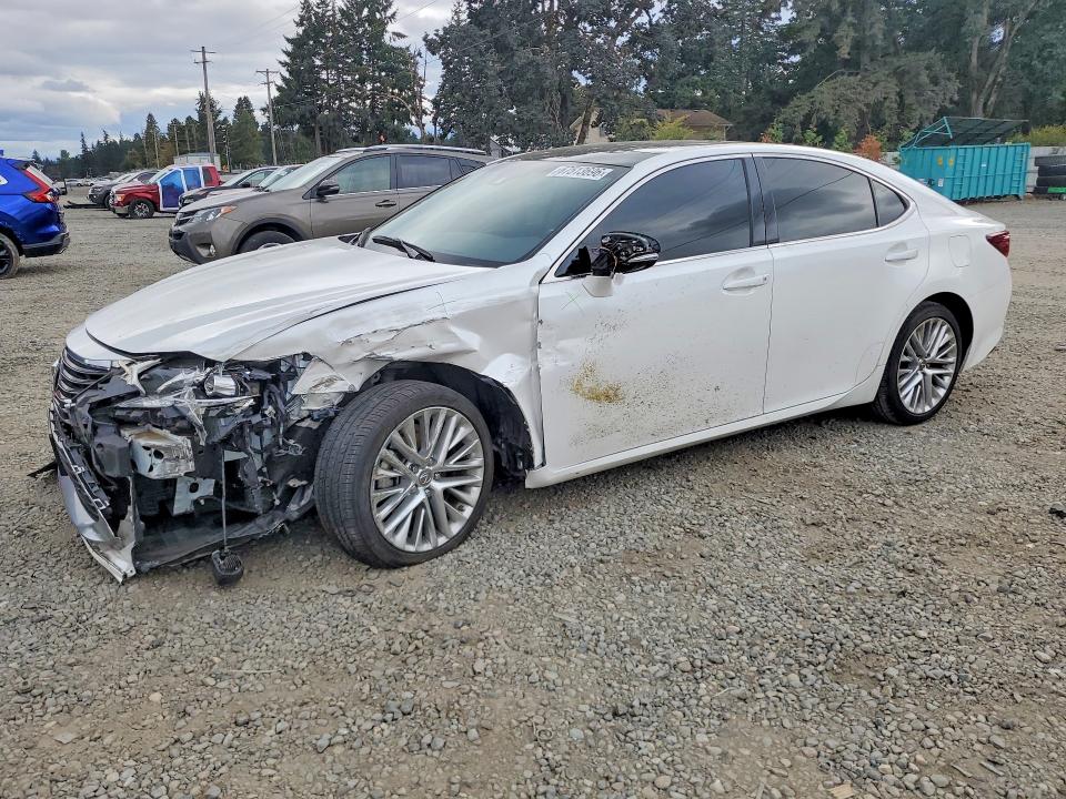 LEXUS ES 2017 with VIN JTHBK1GG9H2250895 - Photo from auction