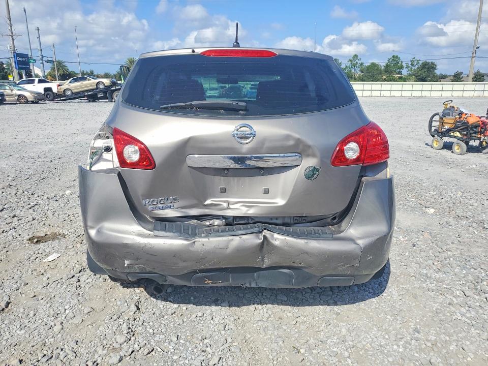 Photo 6 from auction – 2014 NISSAN ROGUE SELECT with VIN JN8AS5MT1EW615097