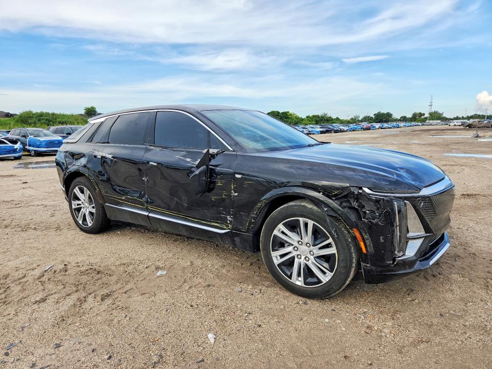 Photo 4 from auction – 2024 CADILLAC LYRIQ with VIN 1GYKPMRK4RZ123464