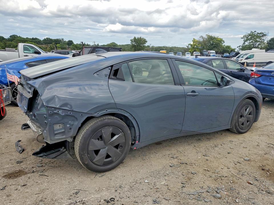 Photo 3 from auction – 2025 TOYOTA PRIUS with VIN JTDACAAU0S3063264