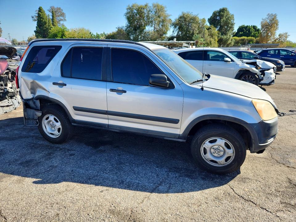 Photo 4 from auction – 2003 HONDA CR-V with VIN JHLRD68583C018248