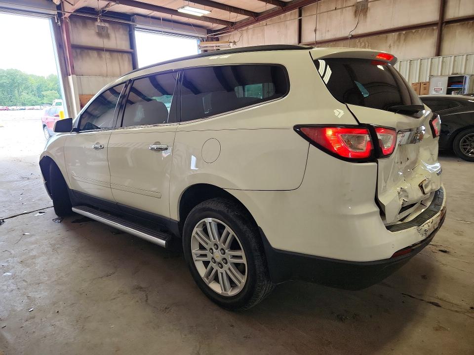 Photo 2 from auction – 2015 CHEVROLET TRAVERSE with VIN 1GNKRGKD2FJ111974
