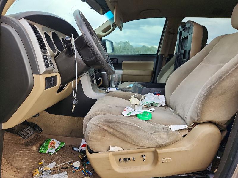 Photo 7 from auction – 2009 TOYOTA SEQUOIA with VIN 5TDBT64A49S000468