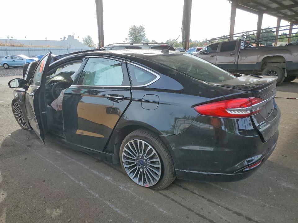 Photo 2 from auction – 2018 FORD FUSION with VIN 3FA6P0SU9JR111482