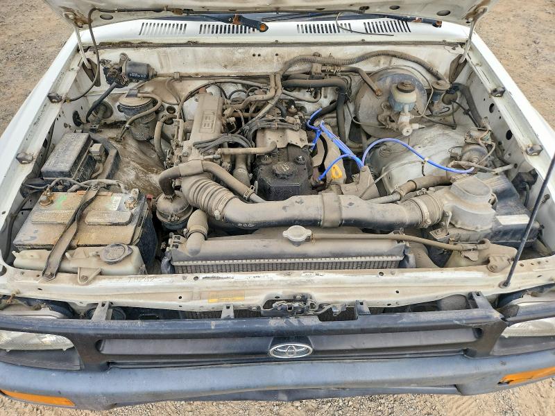 Photo 11 from auction – 1992 TOYOTA PICKUP with VIN JT4RN81A9N0098001