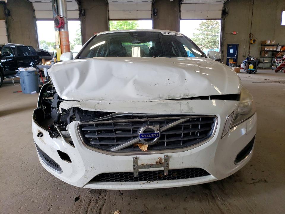 Photo 5 from auction – 2013 VOLVO S60 with VIN YV1612FS8D1225059