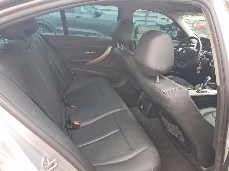 Foto 10 de la subasta – 2016 BMW 320 con VIN WBA8E5G51GNT94668