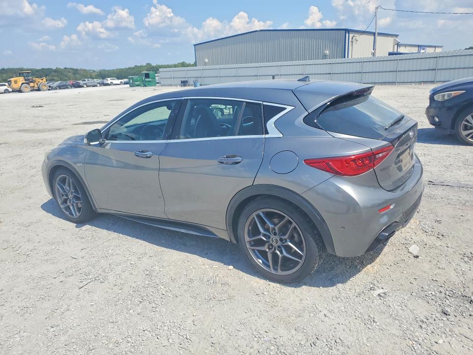 Снимка 2 от търг – 2018 INFINITI QX30 с VIN SJKCH5CP8JA042131