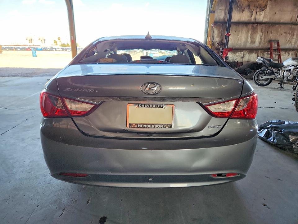 Photo 6 from auction – 2013 HYUNDAI SONATA with VIN 5NPEC4AC8DH675052