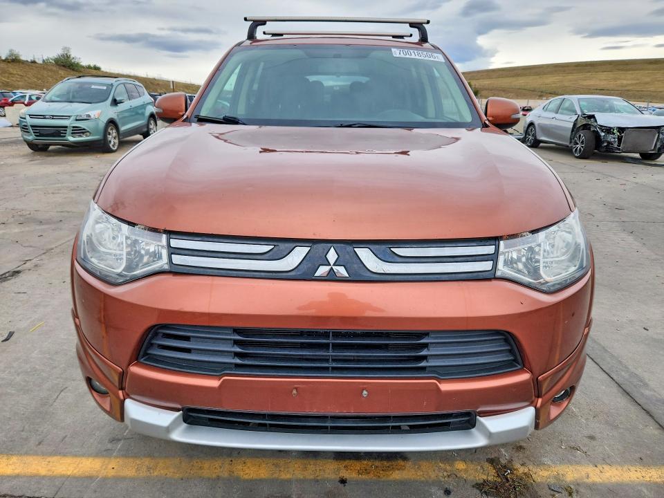 Photo 5 from auction – 2014 MITSUBISHI OUTLANDER with VIN JA4AZ3A30EZ004597