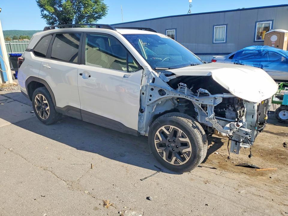 Photo 4 from auction – 2025 SUBARU FORESTER with VIN JF2SLDBC2SH451032