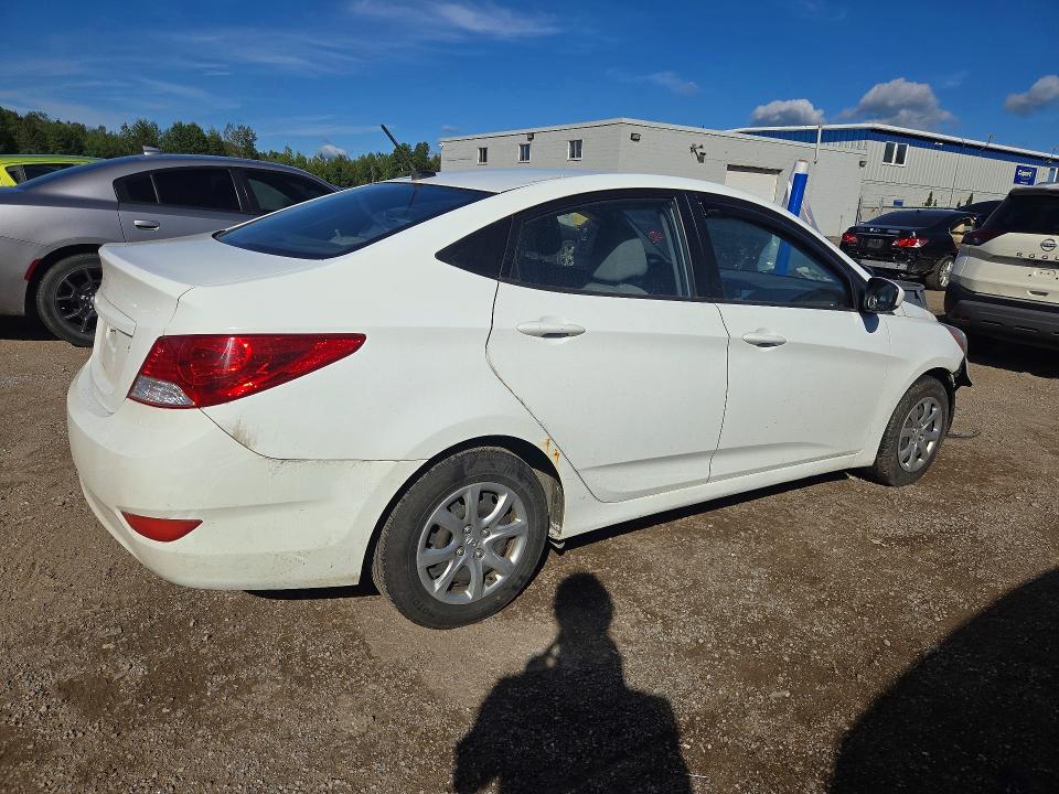 Photo 3 from auction – 2014 HYUNDAI ACCENT with VIN KMHCT4AEXEU624096