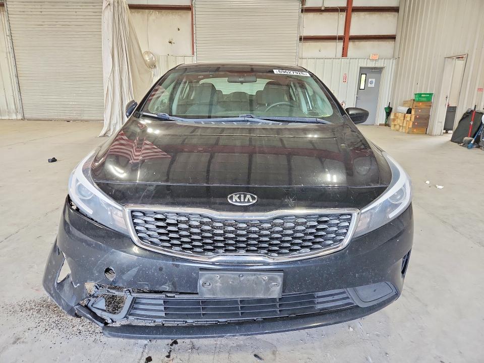 صورة رقم 5 من المزاد - 2018 KIA FORTE مع VIN 3KPFL4A76JE190836