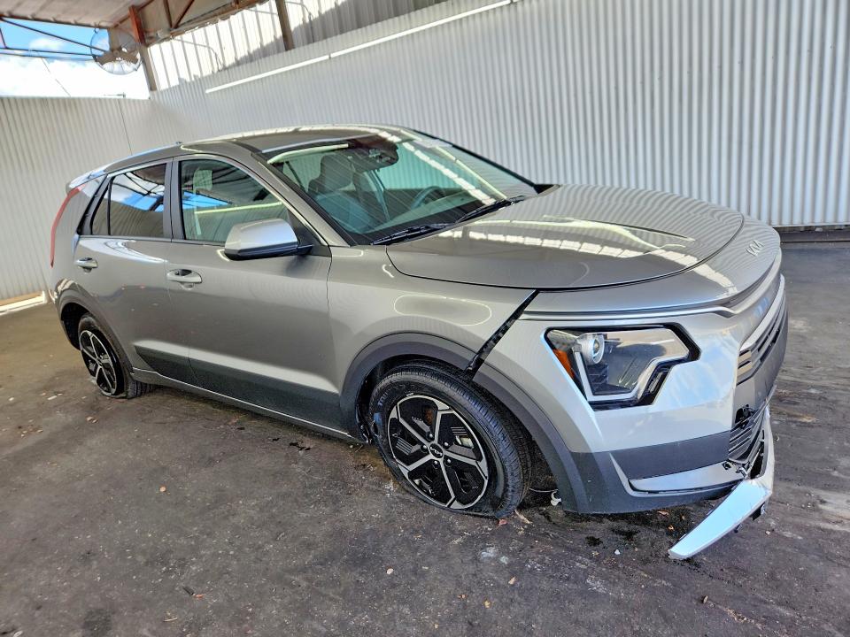 Photo 4 from auction – 2026 KIA NIRO with VIN KNDCP3LE3T5326528