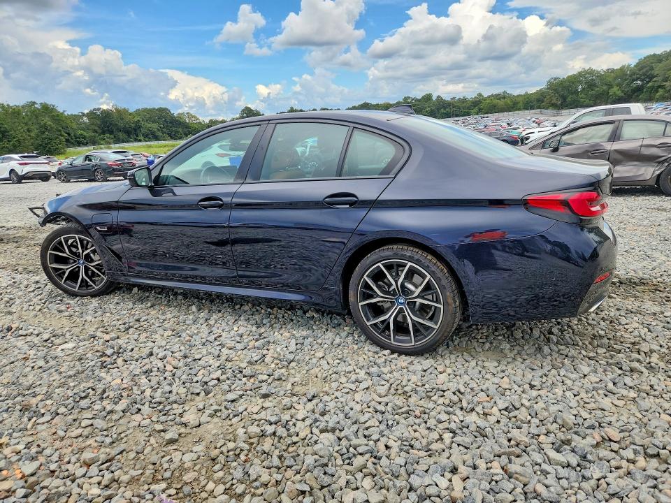 Foto 2 de la subasta – 2022 BMW 530E con VIN WBA13AG01NCK64161