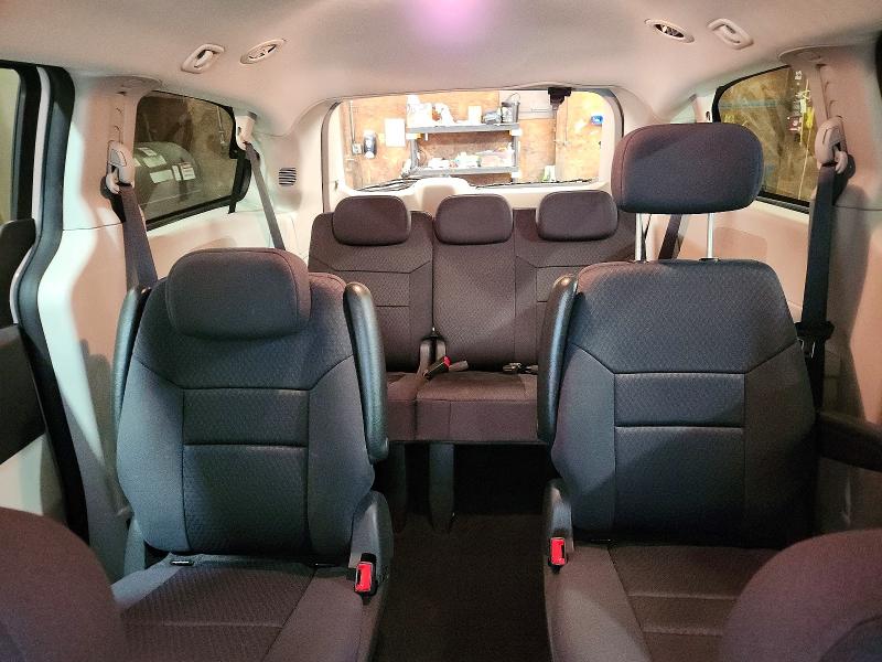 Photo 10 from auction – 2010 DODGE GRAND CARAVAN with VIN 2D4RN4DE2AR332795